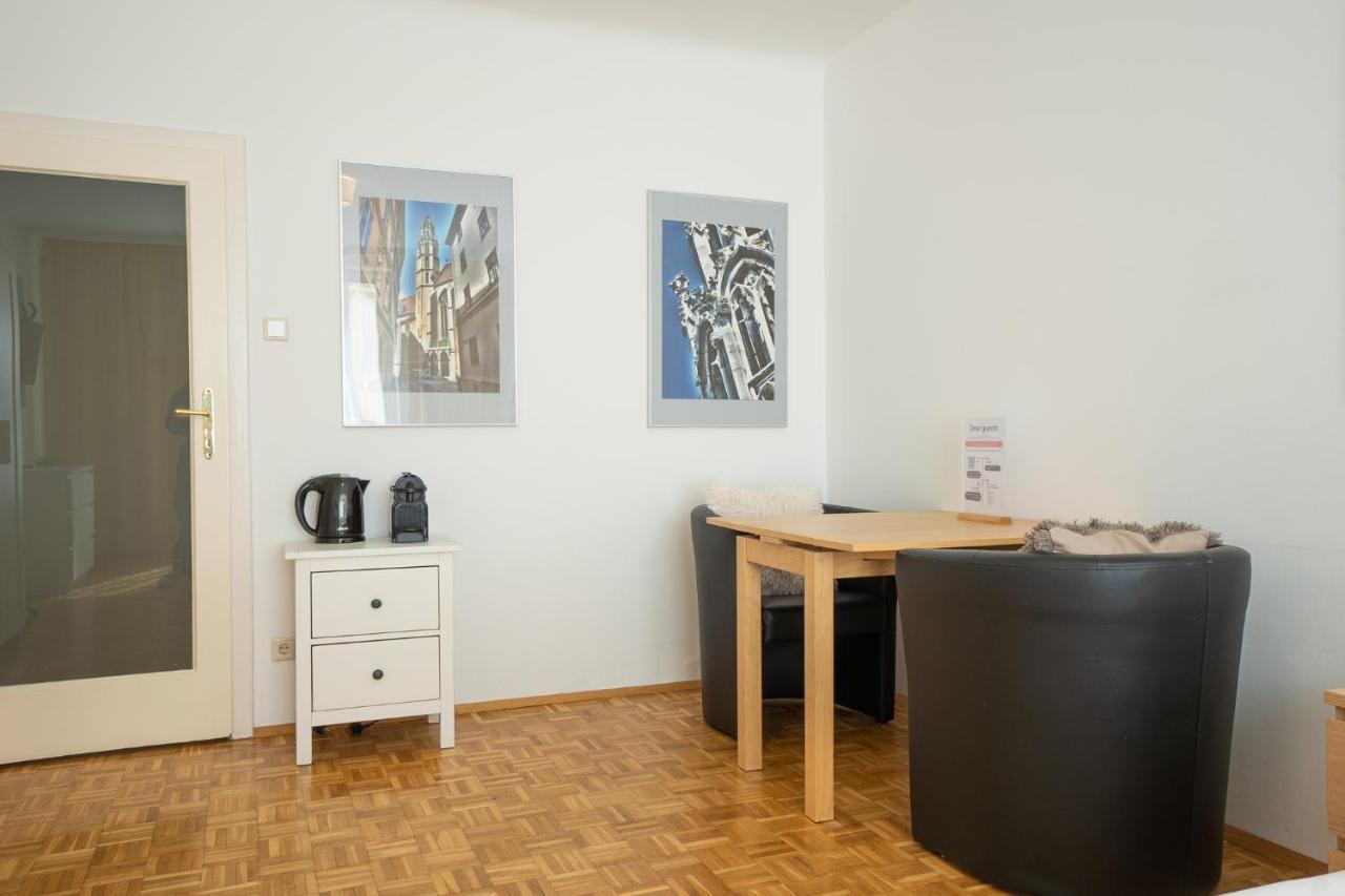 Central Living - Stephansdom Apartments Vienna Exterior photo