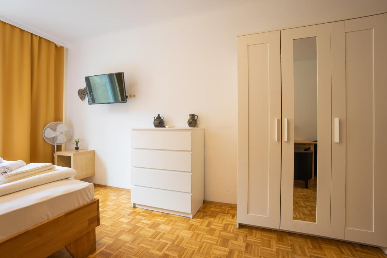 Central Living - Stephansdom Apartments Vienna Exterior photo