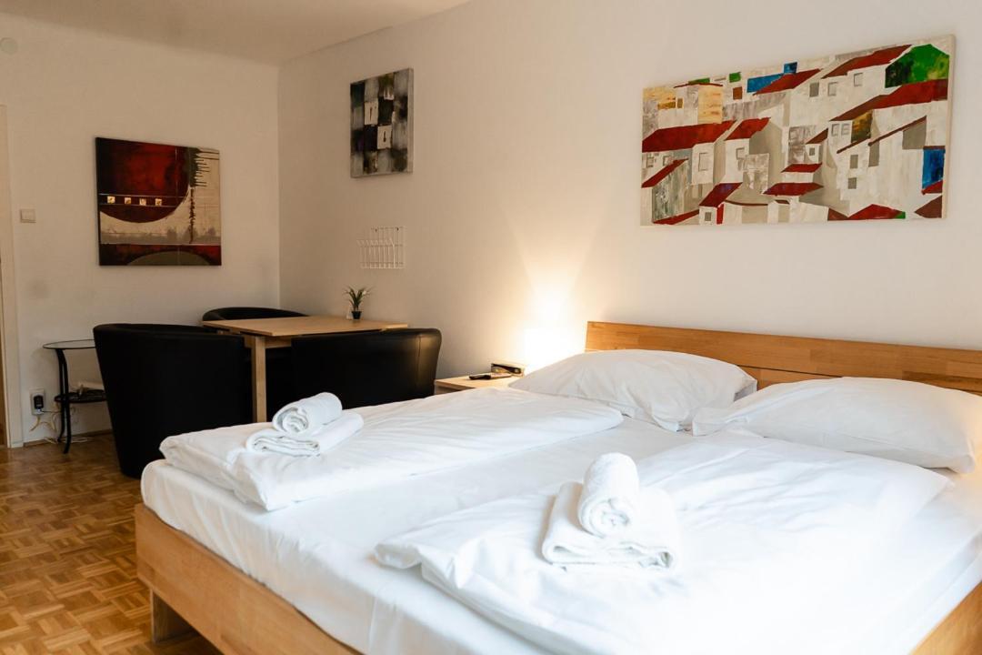 Central Living - Stephansdom Apartments Vienna Room photo